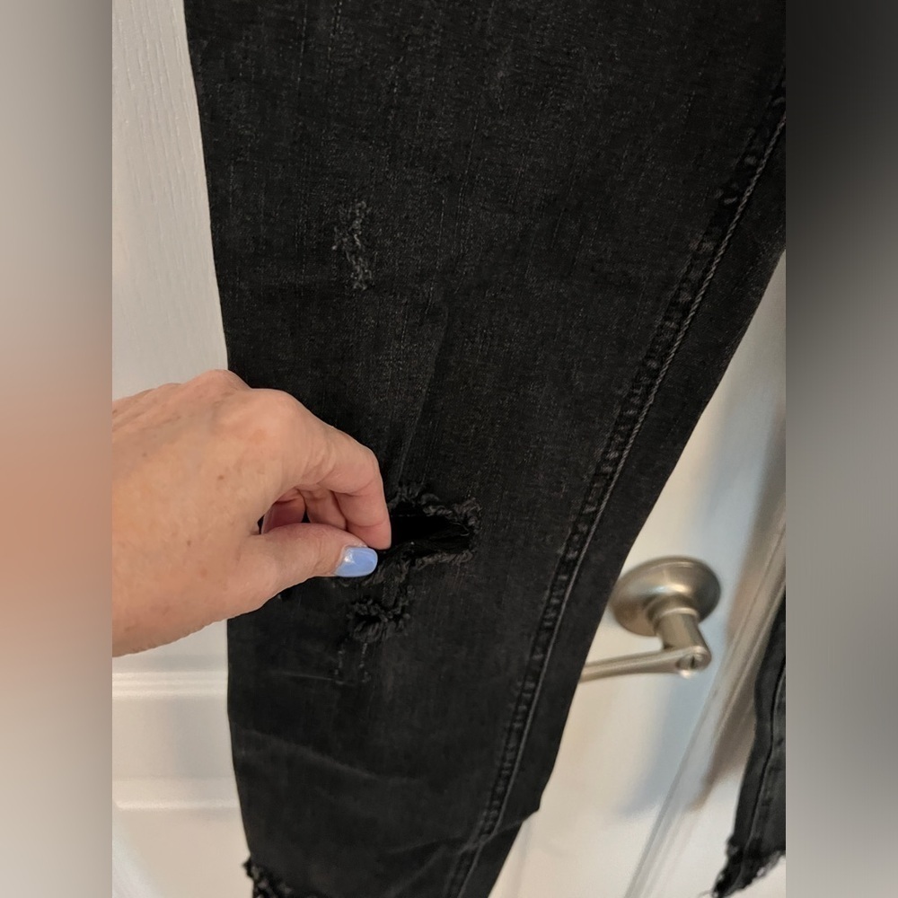 FREE PEOPLE 28 Great Heights Frayed Skinny Jeans Black Charcoal - Picture 4 of 14